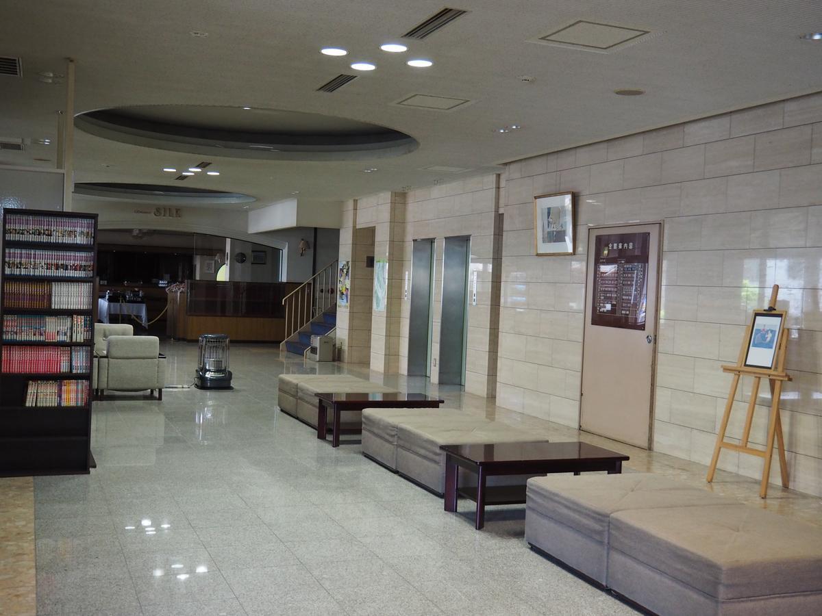 Hotel Okaya Сіодзірі Екстер'єр фото